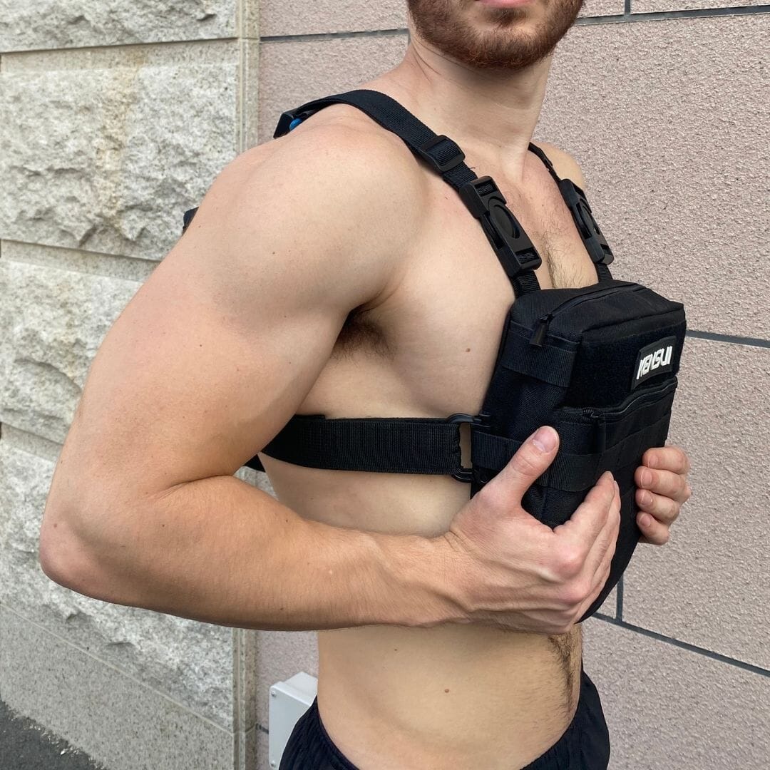 Bolsa táctica para el pecho con anillos de gimnasio