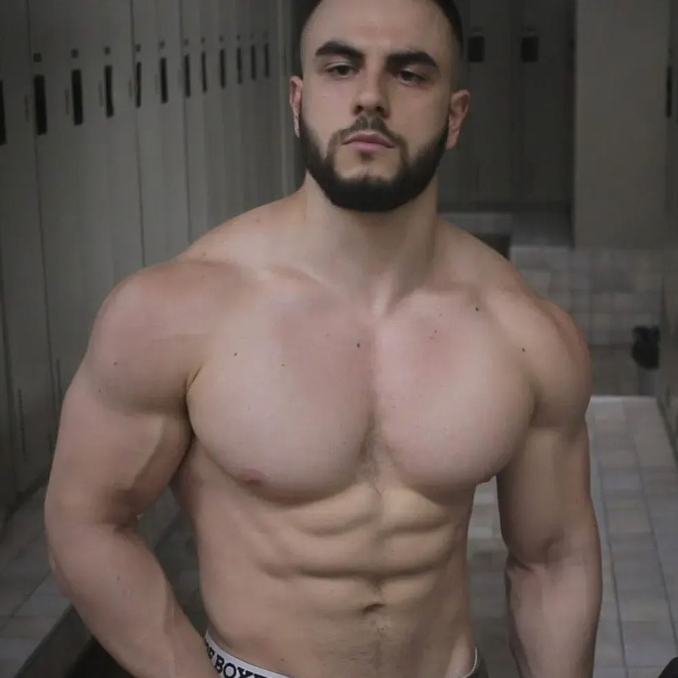 Alex Leonidas